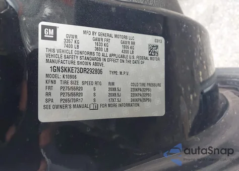 2013 Chevrolet Suburban 1500 Ltz z USA, uszkodzony, nr VIN 1GNSKKE73DR292806